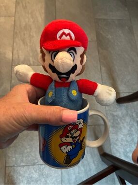 2018 SUPER MARIO IN A CUP! Cup is New!
